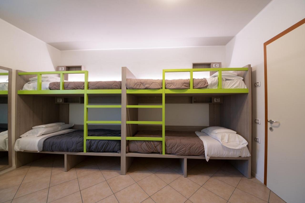 Ostello Citta Di Rovereto Rovereto  Bagian luar foto